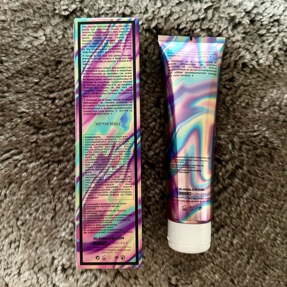 Glamglow Gentlebubble Daily Conditioning Cleanser 5 oz. NEW - Picture 2 of 3